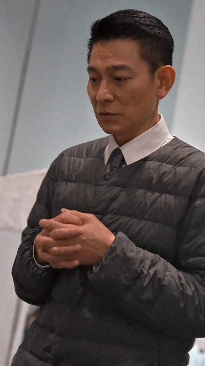 착장이 너무 부장님룩이세요ㅋㅋㅋㅋ