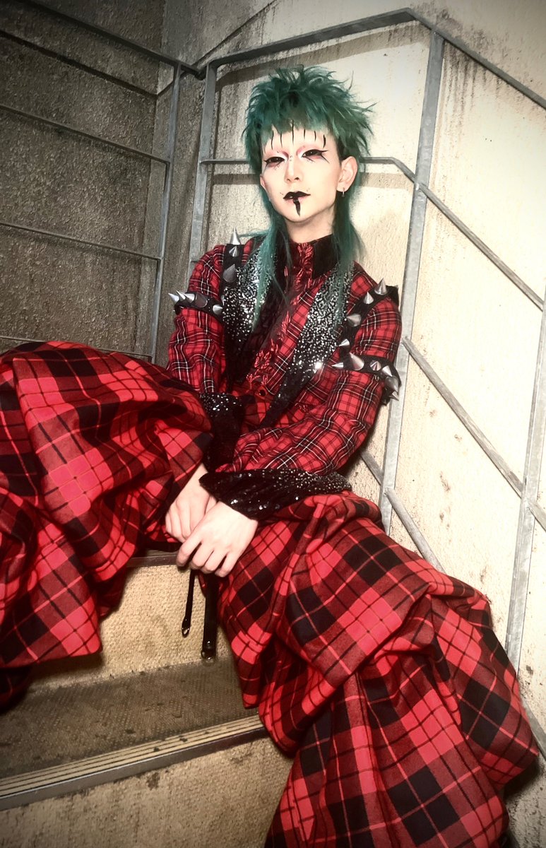 #あのさぁ〜
池袋EDGEサンキュー‼️✌️
みんなの声ちゃんと届いてる‼️
負けじと俺もオイオイしてた😛