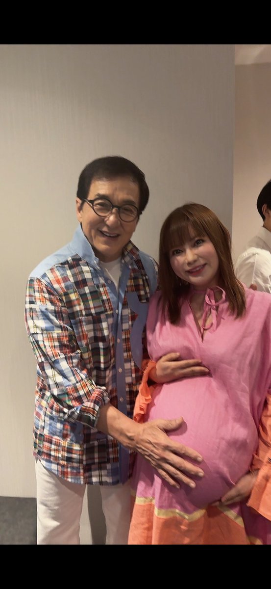 shoko55mmts's tweet photo. ジャッキーに
お腹撫でていただけたの
ギリギリミラクルすぎた
今週だったらもう
歩いていけなかったと思う https://t.co/7BPVYX14at