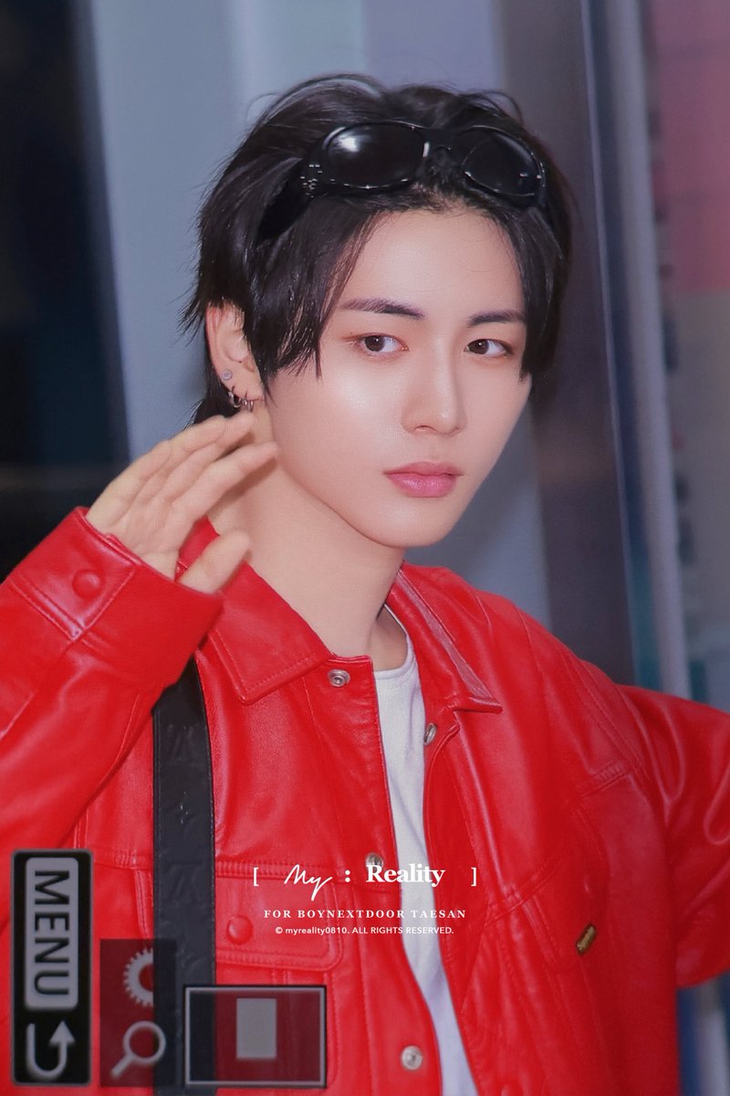 아 진짜 웃겨어어억

⬇️사복st 코디                     ⬇️실제 사복