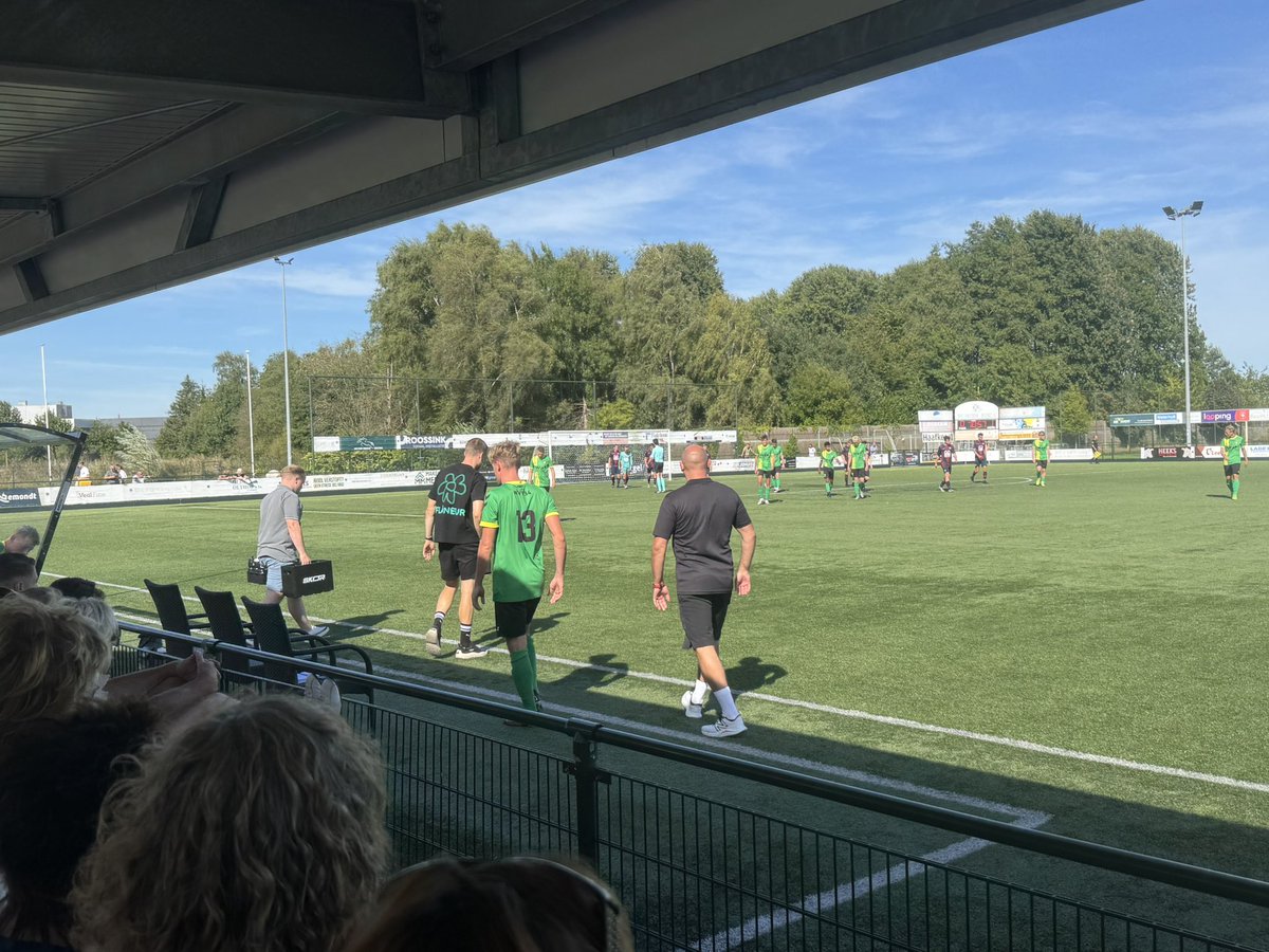 wegdamnieuws's tweet image. #BSC #Unisson - #WVV34 #Hengevelde Stan Wegdam voor Valentijn Rupert in de 72e minuut