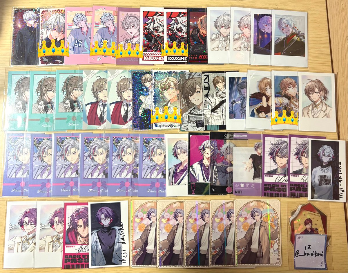 ____ka_nikani's tweet photo. 【譲渡】ChroNoiR にじさんじ　ジューンブライド　2時だとか ARTOFNIJISANJI 6周年　7周年　Clutch mode 等
譲 画像4枚
求 ～定価➕送料(特典希望額)＞交換

👑R

お気軽にお声がけください🌟 https://t.co/Swz3Z3EEb1