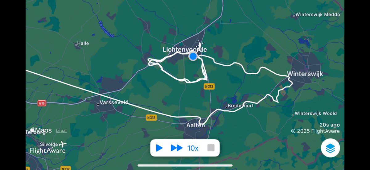 De heli van de <a href="/ladiestour/">Simac Ladies Tour</a> draait z’n laatste rondjes. #ADSB