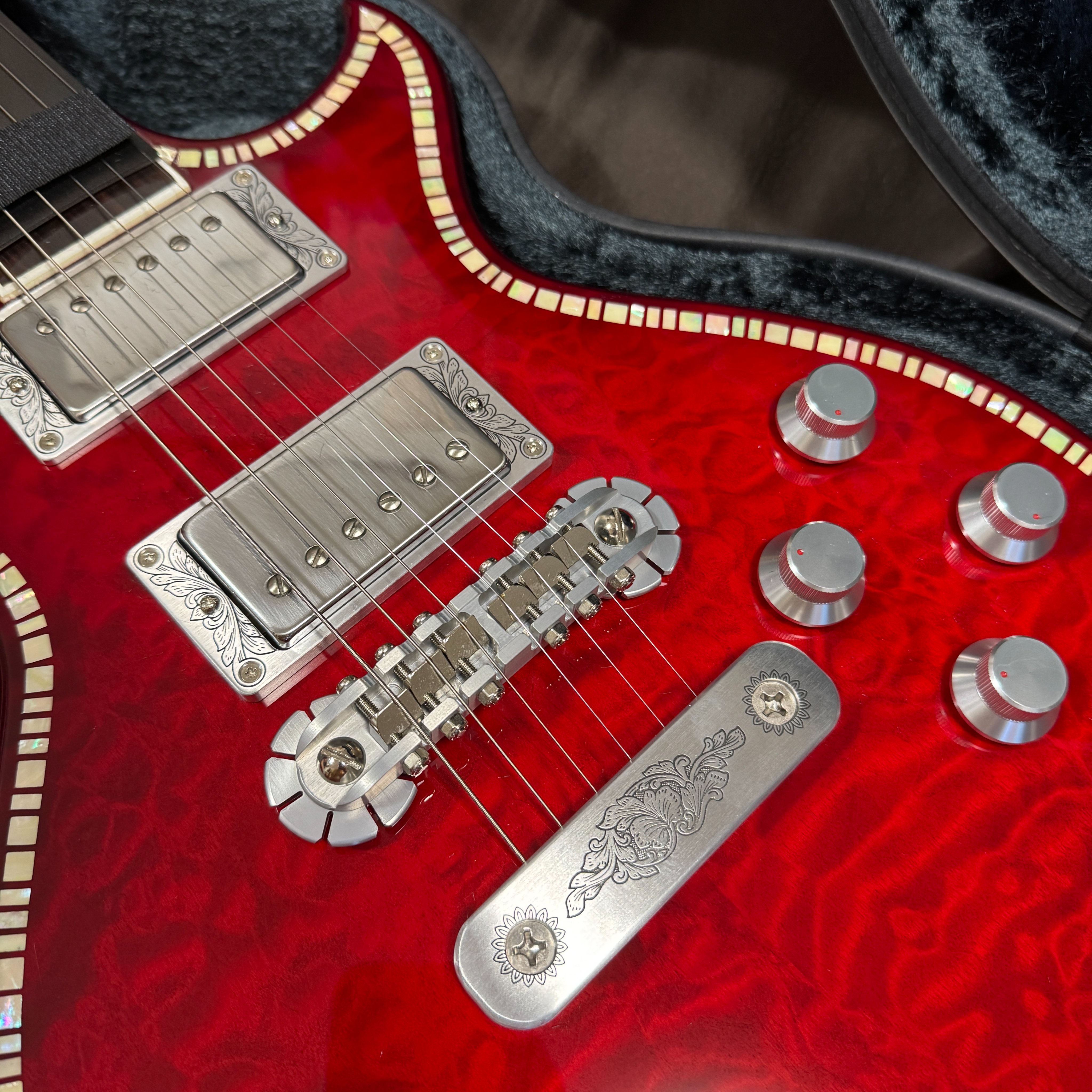 MUSICMANAXIS EX HI-END GUITAR 朝日木工 神田商会 株)神田商会