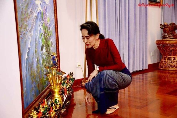 Daw Aung San Suu Kyi is 80, sick, and hidden from the world. The Myanmar military is committing inhumanity in plain sight.

WHATS HAPPENING IN MYANMAR
#LetOurLeaderAungSanSuuKyiHeal
