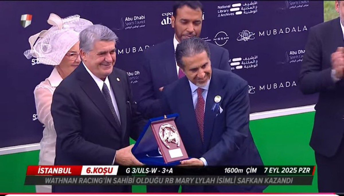 Zamanında bi başkan iki iş yapamaz diyorlardı bizim başkan iki işide yapamıyor maalesef