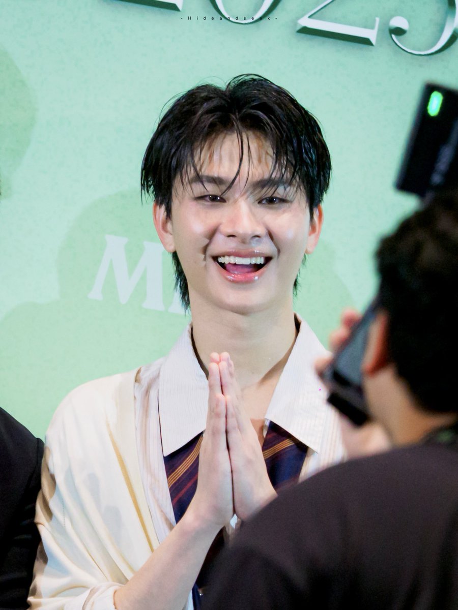 aung10164's tweet image. หน้าตาน่ารักน่าเอ็นดูจริงๆ🤏🏻

THAI BUS  

#THAIchayanon   
#SYSTEM
#MchoiceMintAwards2025xBUS