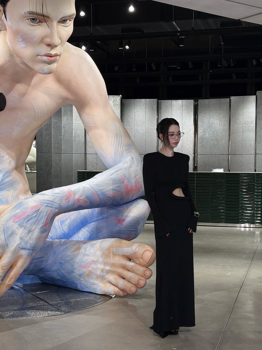 The Soft-Pawed Furce, Cherine tweet media