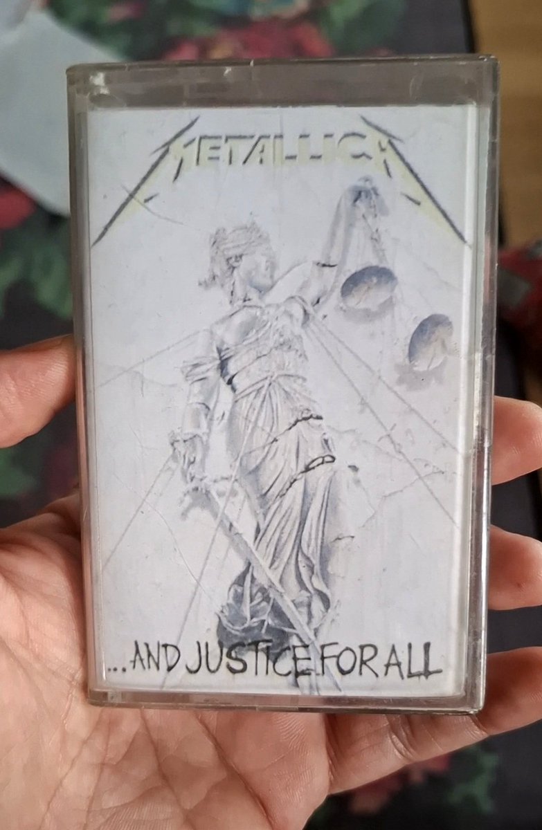 Metallica'nın "...And Justice For All" albümü 37 yıl önce bugün yayınlanmış. :)
7 Eylül 1988
ONE çığır aşmıştı :)