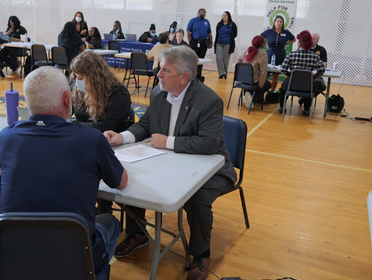 GA_ParoleBoard's tweet image. Hundreds of family of state inmates met Friday with the State Board of Pardons and Paroles at GDC's Family Day. #parolestrong #paroleworks #gdc #familyday