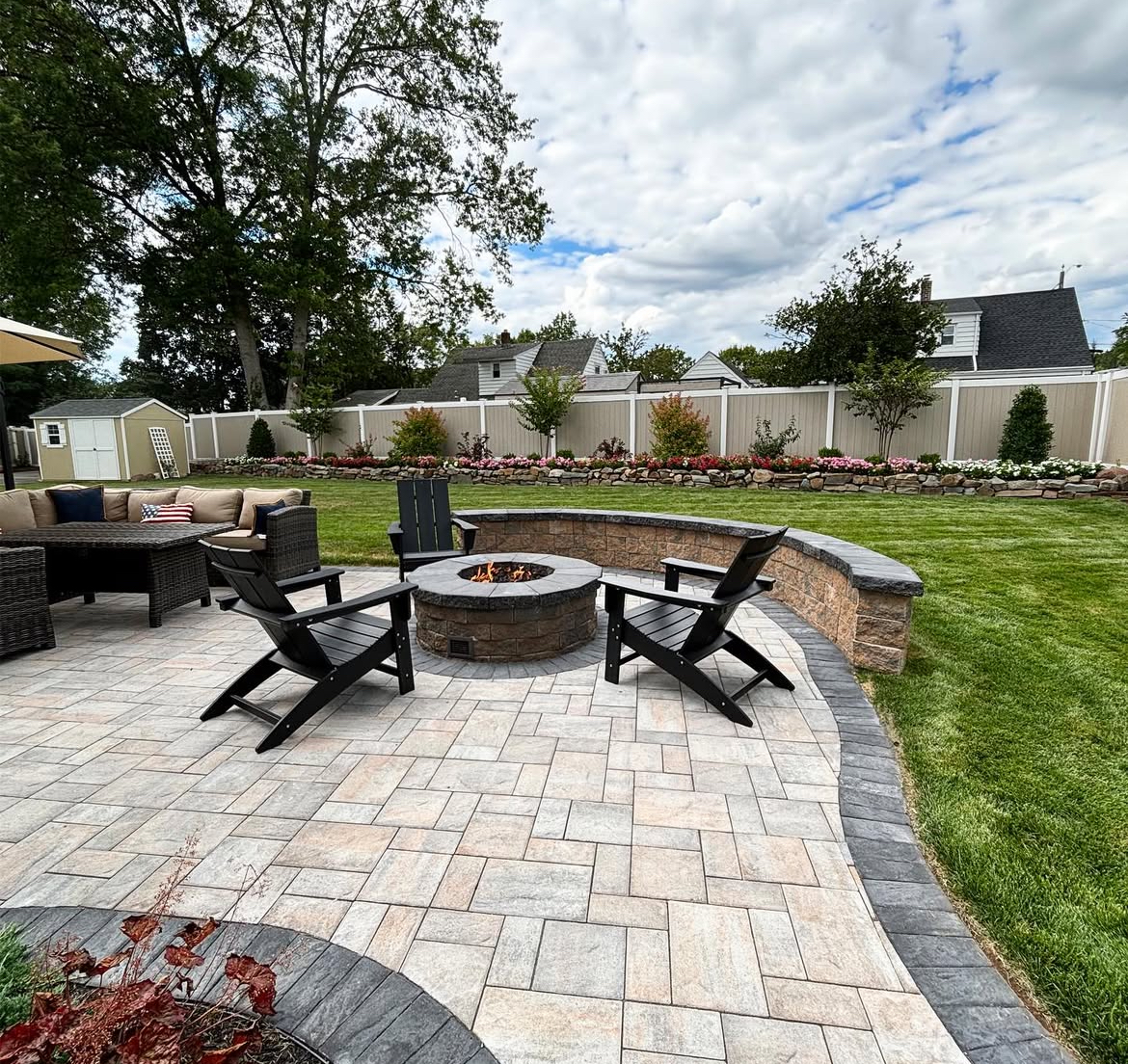 CambridgePavers's tweet photo. Big or small, the right gathering space makes every backyard more inviting. ✨ This Cambridge Pavers patio, built by Trivisonno Landscaping, features a cozy fire pit area that encourages connection.
#CambridgePavers #BackyardInspiration https://t.co/RhHZrNbYLM