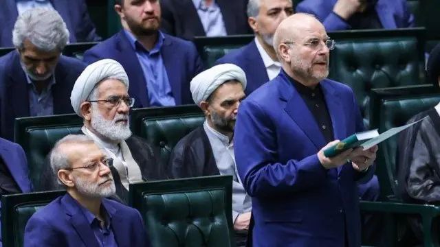 🇮🇷 The Iranian parliament plans to amend the law to intensify penalties for cooperation with hostile countries: any 'operational action' or 'intelligence activity' for the Zionist regime or the United States will result in the confiscation of all assets and the death penalty