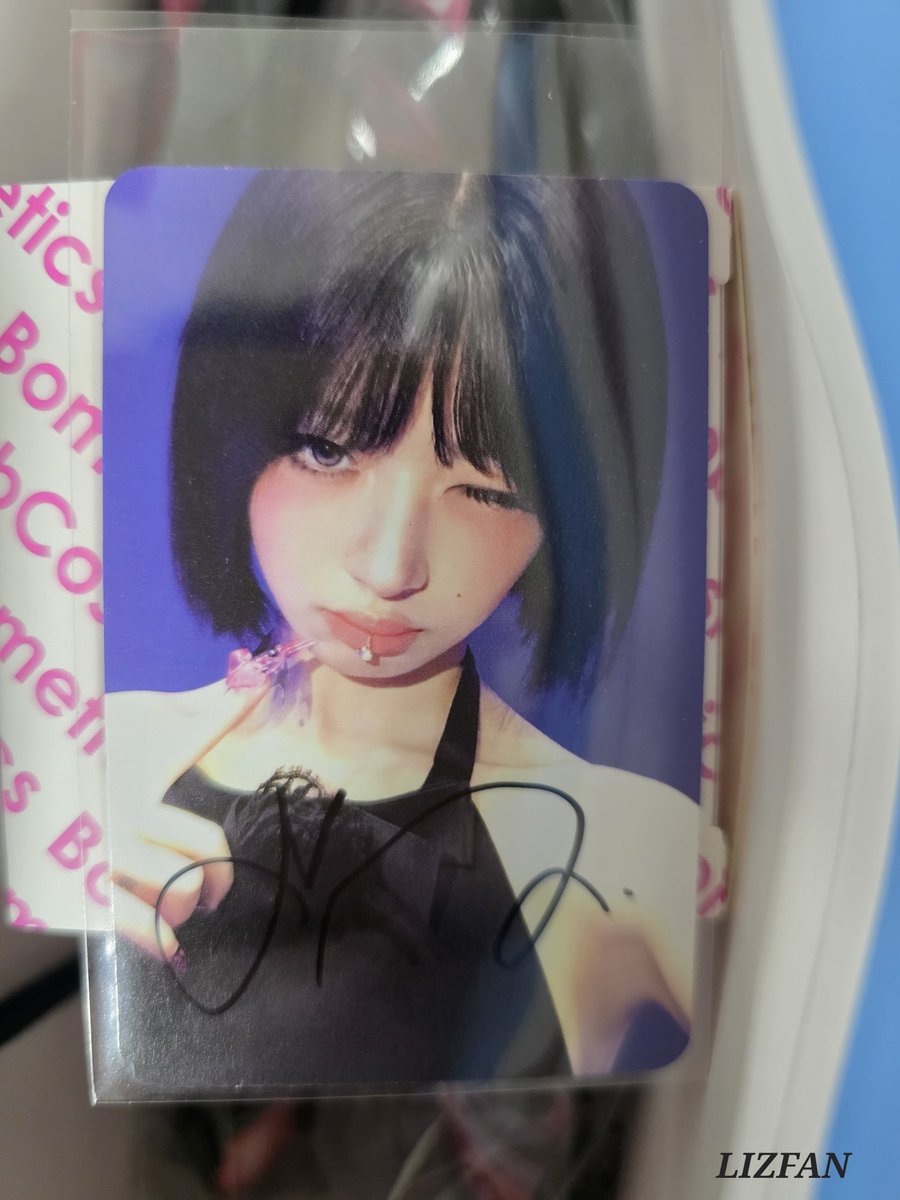 MAXIIXAM0390's tweet photo. 250907 아이브 미팬
레이 싸포 당처엄 ~!!!!!!! https://t.co/VOX7GuA7T4