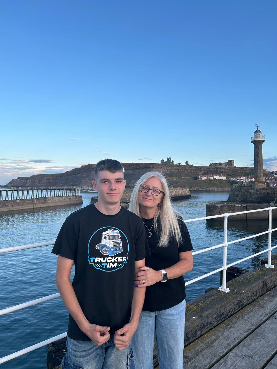 Being away gave me some me time and time with 2 of my kids. I’ve missed having that feeling. All the routines and timings had disappeared for a week and I felt like me again. It’s been wonderful, wish it was a little longer but you can’t have everything 
#refresh #Whitby #family