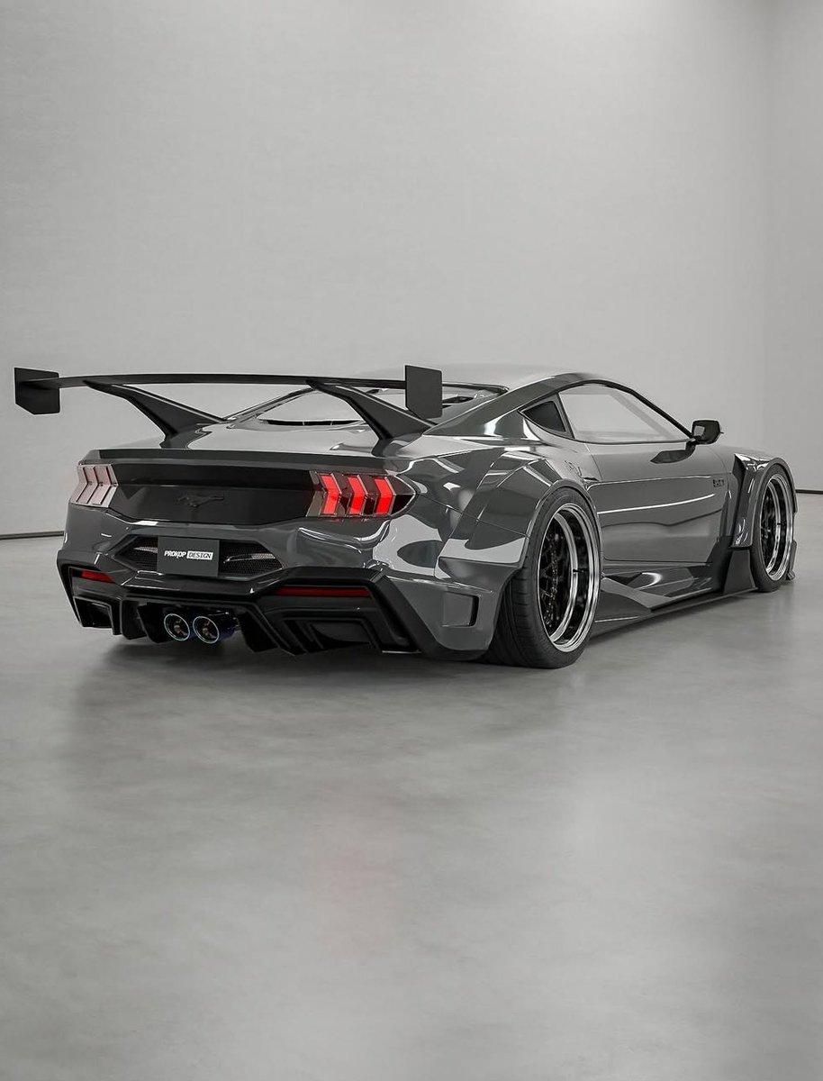 WorldWideCarsTM's tweet photo. Mid-engine widebody Ford Mustang S650 https://t.co/nyFwY4ejbe