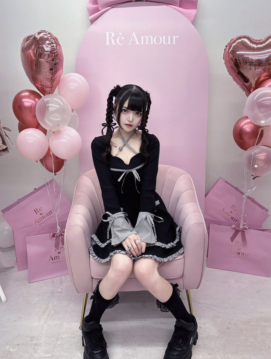 試着して即購入してしまった‼️♡♡可愛い服って存在が㌿𝓶𝓸𝓷𝓮𝔂感謝‼️♡♡