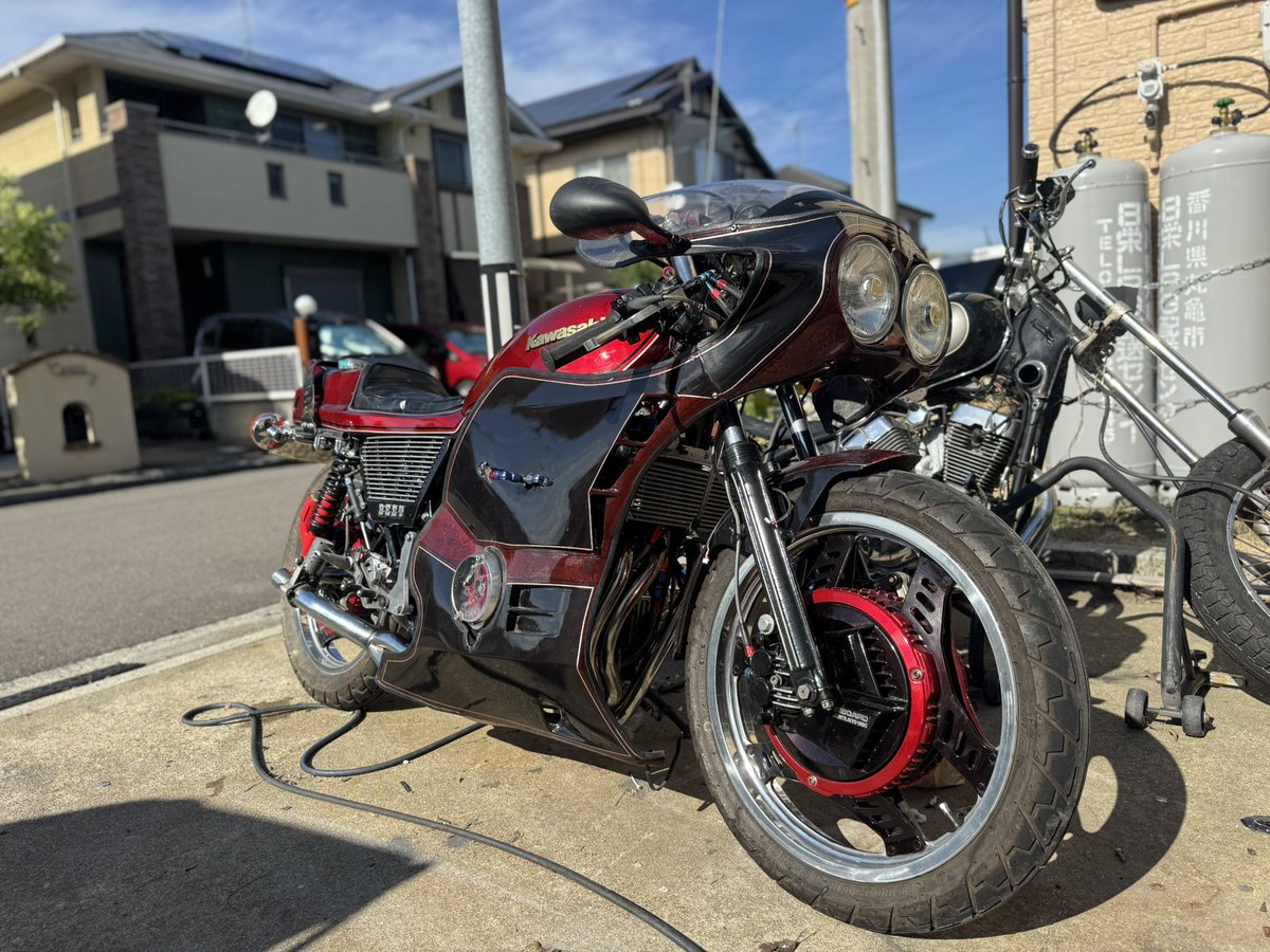 ロケットちょっと直して塗って
しようかなと