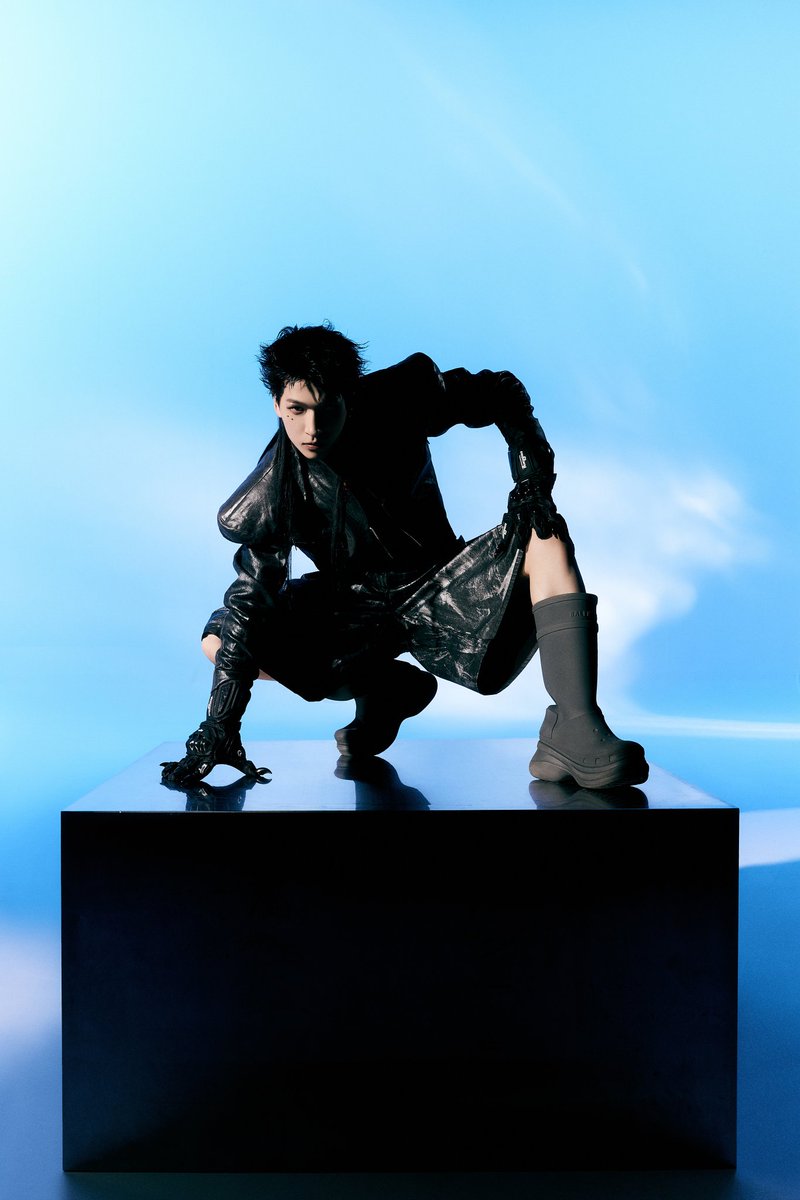 めーとる tweet media