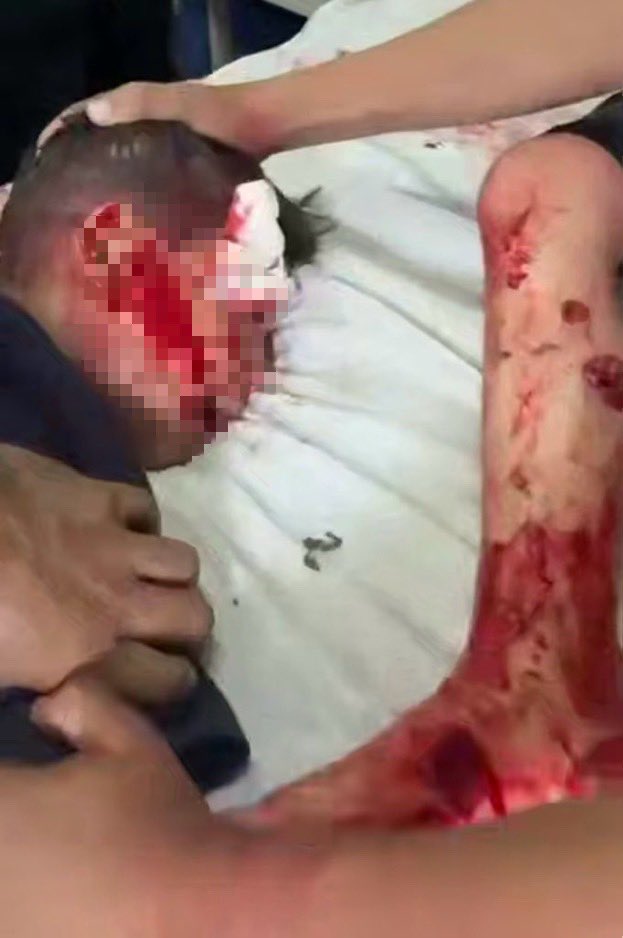 Six people —mostly children, were killed by the israelis after they bombed a school in Al Rimal in Gaza city: 23 more wounded | via <a href="/AbujomaaGaza/">Motasem A Dalloul</a>