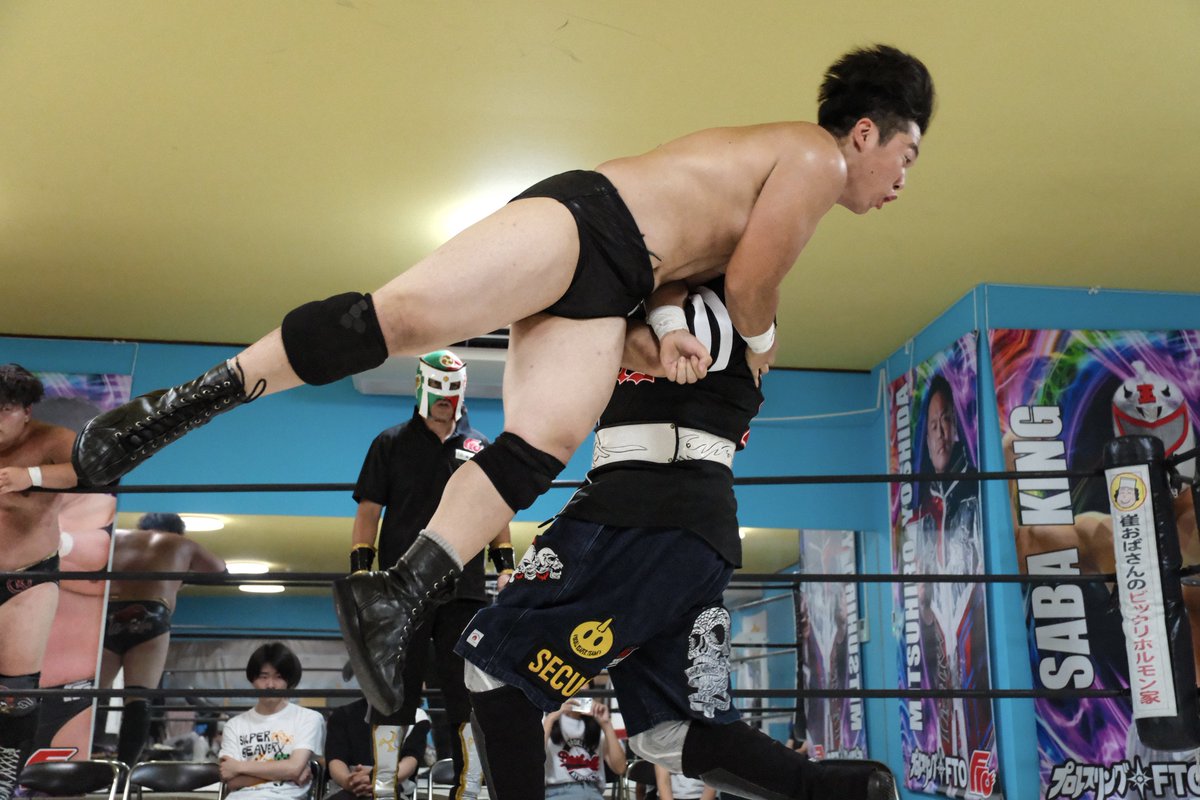 25.8.24 プロレスリングFTO
道場マッチ“虎の穴”

岡崎恭也選手
涼磨選手
①

#プロレスリングFTO