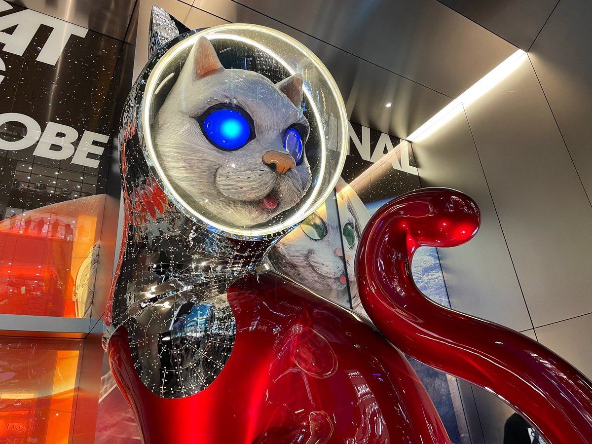 GINZA SIXで昨年4月にスタートしたヤノベケンジさんの「BIG CAT BANG