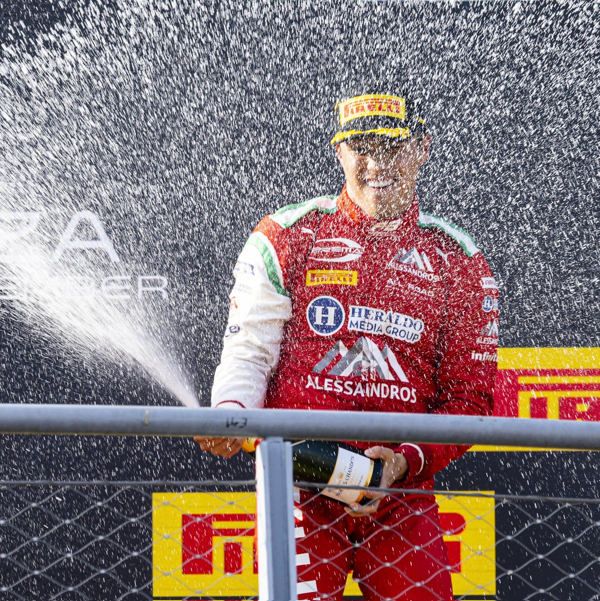 P3 for Noel León in Monza 🏆🥉 

Noel closed his season on the podium with P3 in the Feature Race as he set the 3rd fastest time in qualifying. 

📸: <a href="/PREMA_Team/">PREMA</a> 

#F3 #ItalianGP