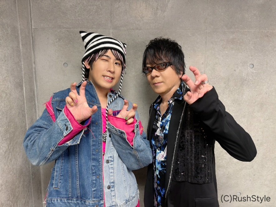 【速水奨】
DAY2 終了しました。
ご参加くださった皆さん、本当にありがとうございました🎵
いやあ、楽しかったですね🎵

今夜は、飲んじゃおう、かな？
🥂

🐺🍭
#ヒプマイ11thライブ
#シンジュク #シブヤ
#麻天狼 #FlingPosse