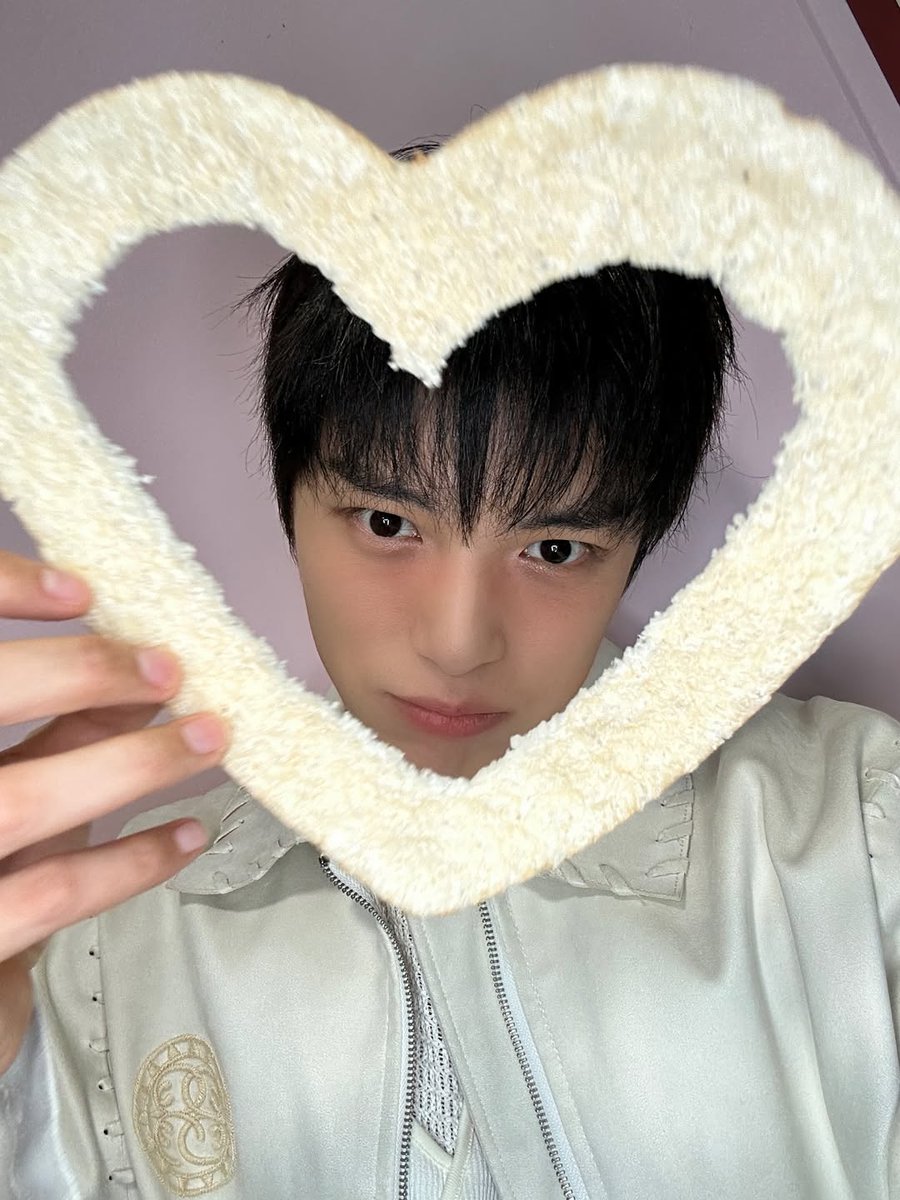 MX_2MH's tweet photo. 뭐야 에바 귀여움🥹🥹 https://t.co/GUWr7FpIuP