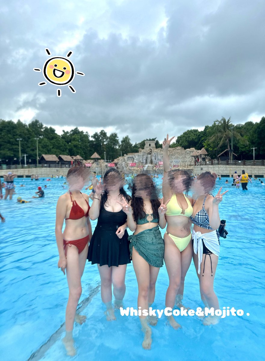 突如其來的一場大雨
結果玩得更High、更好玩！
照片裡的大家是不是超養眼🤩

#麗寶樂園 #夫妻情侶聯誼 
#比基尼 #腹肌 #大肌肌 
<a href="/guana6969/">Capy&Bara</a> 
<a href="/bsatin1224/">B&E不BE*高雄情侶👩🏻‍❤️‍💋‍👨🏻</a> 
<a href="/Lewis86021097/">Lewis ooxx Ivy</a> 
<a href="/33_0728/">👑&33333</a>