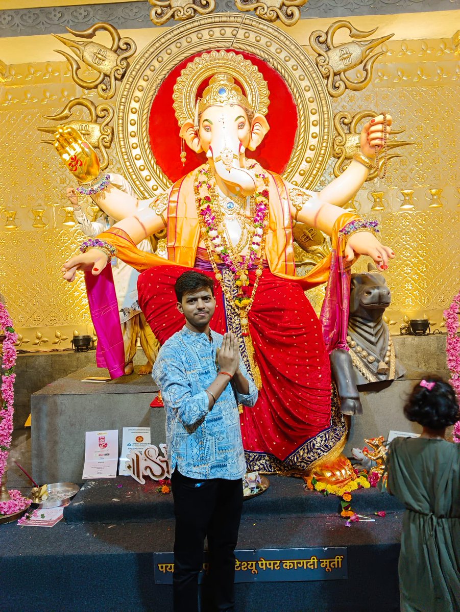 UnfilterRohit's tweet photo. Ganpati Bappa Moriya 🙏#travelwithrohit70#rohit_yaduwanshi_616 https://t.co/vhWo0h3rT8