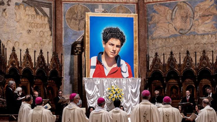 StAugustineCom's tweet photo. FIRST MILLENNIAL SAINT.  Canonised a Saint today by Pope Leo XIV. 
St. Carlo Acutis, 1991 - 2006.  A computer programmer known for his devotion to the Eucharistic and use of digital media to promote Catholic devotion named Patron Saint for Internet users.
St. Carlo - Pray for us https://t.co/Vlg6U1pHep