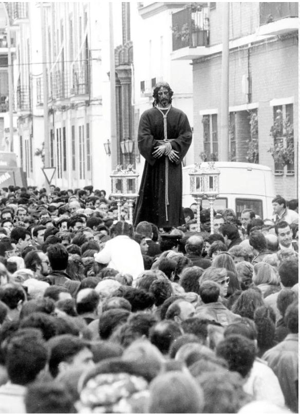 Una imagen que habla por si sola...
<a href="/hdadstagenoveva/">Santa Genoveva</a> <a href="/PasiondeLinares/">Pasión de Linares</a>