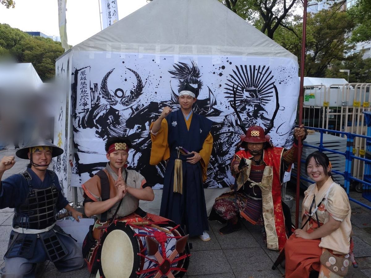 太閤殿下共に写し絵を撮ったぞ！

(o゜◇゜)ゝ

#ふるさと全国県人会まつり
#名古屋おもてなし武将隊
#信州上田おもてなし武将隊