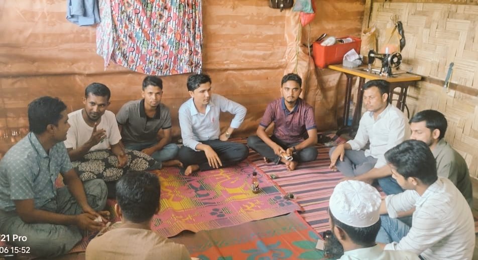 ArakanForum's tweet photo. Arakan Rohingya Youth Forum (#ARYF) held a fruitful discussion with our Central Executive Members. The meeting focused on reviewing our previous activities and setting clear plans for our future initiatives.
#ARYF #YouthLeadership #CommunityDevelopment
#NoMoreRefugeeLife https://t.co/G6qHceydCt