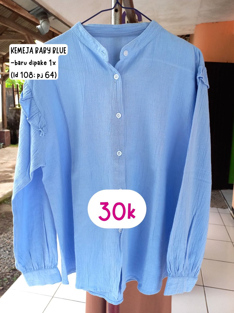 _napipupeta's tweet photo. @twitwiir Kemeja light blue 30k
Kemeja hitam et cetera 25k https://t.co/cGerOy7GJ5