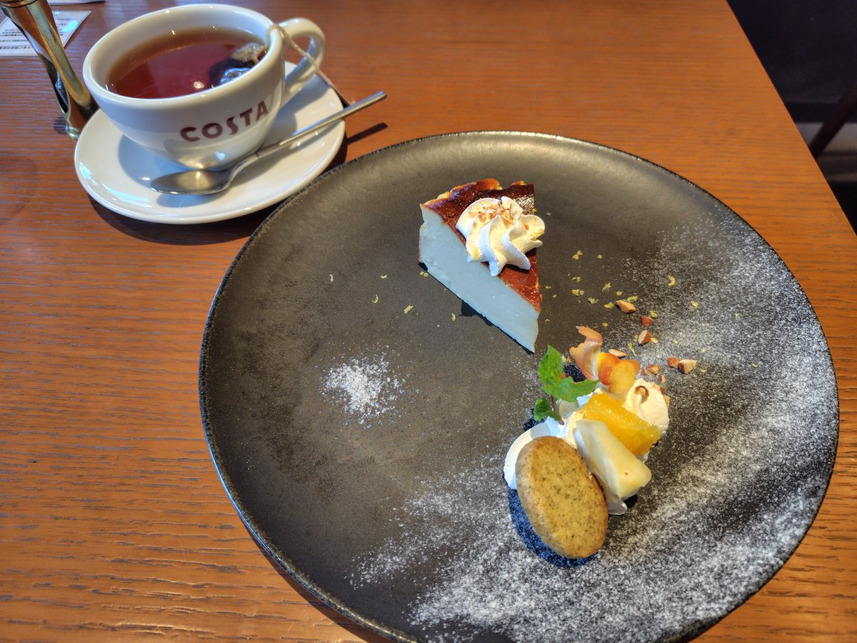 tomo971helen's tweet photo. #彼女がそれも愛と呼ぶなら
#BLOOMYS
料理は今月の限定プレート
幼なじみが頼んだのは
ケーキセット
何もかもオシャレです🥰
#伊藤健太郎 https://t.co/nEYedmfC5s