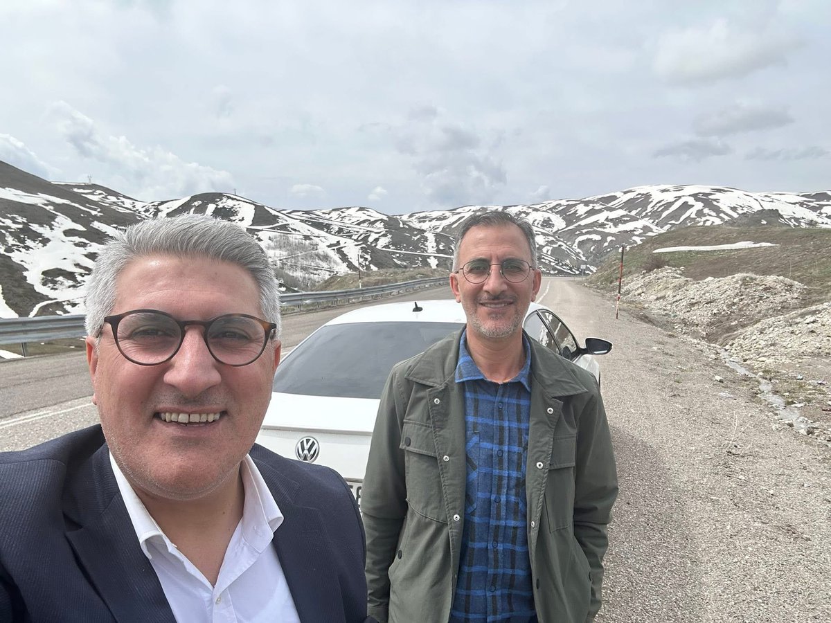 Güzel Abilerim Rabbime sizleri bize bahşettiği için hamd ediyorum. Hak ve adalet için çabalayan yüreğiniz hep var olsun, iyi ki varsınız!!! <a href="/keremengin0/">Kerem ENGİN</a> <a href="/nurettinengin1/">nurettin engin</a> <a href="/NurettinEngin8/">Nurettin Engin</a>