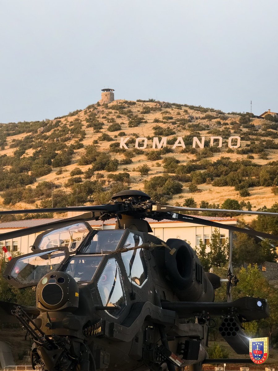 ATAK ve Komando!
Ayrılmaz ikili🚁🫡
#Jandarma
#JandarmaKomando
#JandarmaHavacılık