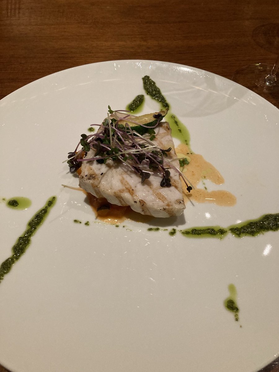 nihonbashiko's tweet image. 会食🍽️

デートで
来てみたいナ😌

ここも
外国人だらけ

#東京エディション虎ノ門
#虎ノ門
#ラグジュアリーホテル
#tokyo