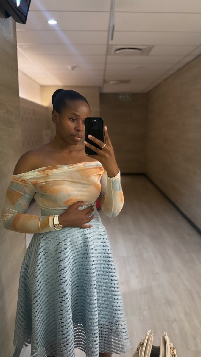 mizz_phora's tweet image. 🤎