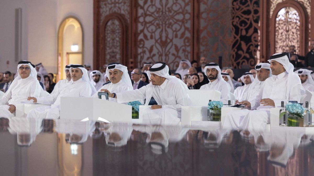 أطلقنا اليوم استراتيجية وزارة المواصلات 2025 – 2030، استكمالًا لمسيرة نجاحات الدولة في مجالي النقل والخدمات اللوجستية، وتعزيزًا لمكانة دولة قطر كمركزٍ رائدٍ إقليميًا ودوليًا، واضعين نصب أعيننا تحقيق الاستدامة، وتسخير الابتكار، وتقديم خدمات تواكب تطلعات قيادتنا وشعبنا.