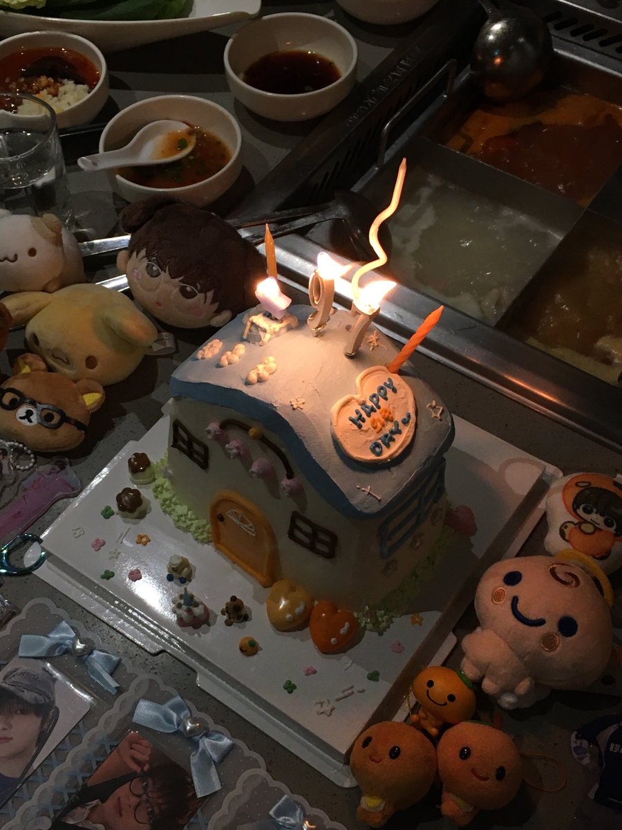 zzucokr's tweet photo. 의주야 생일축하해🧡🩵
#의주의_스물셋도_쭈랑해
#HAPPY_EJ_DAY https://t.co/Clw0CWKKSG