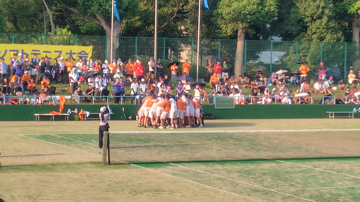 まさか主役になるだろうと思われていた橋場・菊山ペアに回さずに、いいところを持って行くとは千両役者とはこのことだわね。それでもこの大将ペアを筆頭に、決勝まで無敗だった内田・野本ペアや準々決勝で大きな働きをした田中・初鹿ペアなど、みんなで勝ち取ったタイトル獲得なことは間違いなしよね。