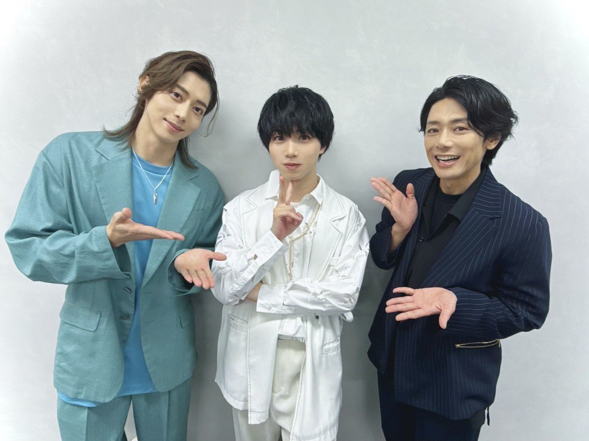 【RE:うえフェス】
植田圭輔BDイベント 2025

ご来場、誠にありがとうございました！！

昼、夜共に最高に楽しい時間を過ごせました。

みんなが笑って、みんながお祝いしてくれる。こんな幸せなことはありません。心からありがとうございました。

また一年よろしくお願いします🙇