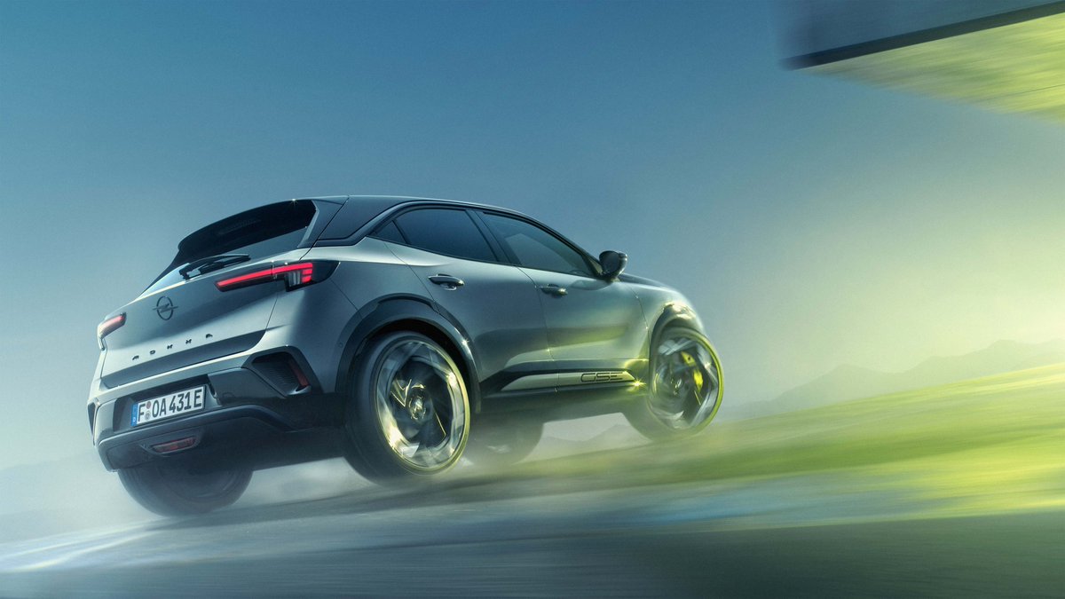 Opel, bu yıl 8-14 Eylül tarihlerinde Almanya’da düzenlenecek IAA Mobility 2025’te Corsa GSE Vision Gran Turismo konsept otomobilinin dünya prömiyerini gerçekleştirecek Elektrikli ürün gamındaki en hızlı seri üretim modeli olan yeni Mokka GSE'nin de ön gösterimi yapılacak.