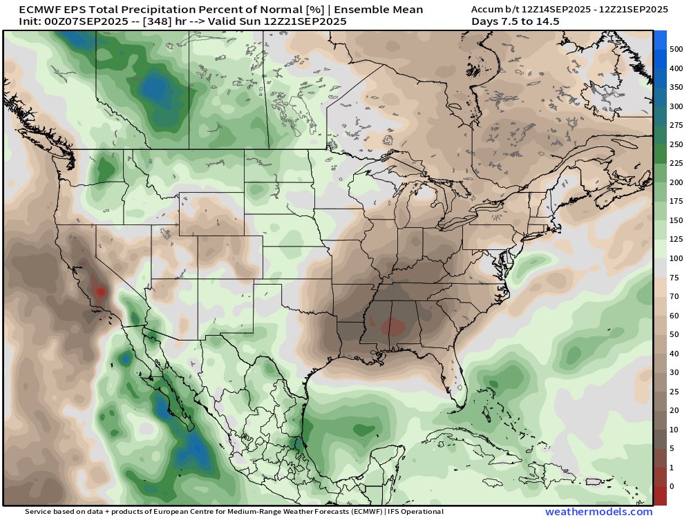 Frye_WSS's tweet photo. No significant moisture in sight for week 1, 2, 3, or 4 for Eastern Corn Belt.  Natianal bean yield will be trimmed.  Soybeans have a rally coming even with #China absent.  Am I long?  Not yet but I would like to see a “drop and pop”where I will be buying between 1015-1020 versus X.  #oatt #soybeans #corn