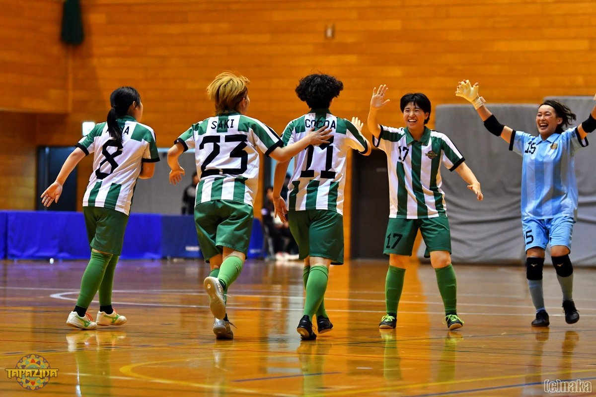ftsl_taki's tweet photo. 勝ちました！！！
新加入#8あんなと#11ここあ！
学生コンビが魅せてくれましたっ！！
全員が戦力。残り3戦。絶対優勝します！ https://t.co/2kyZavEB5H