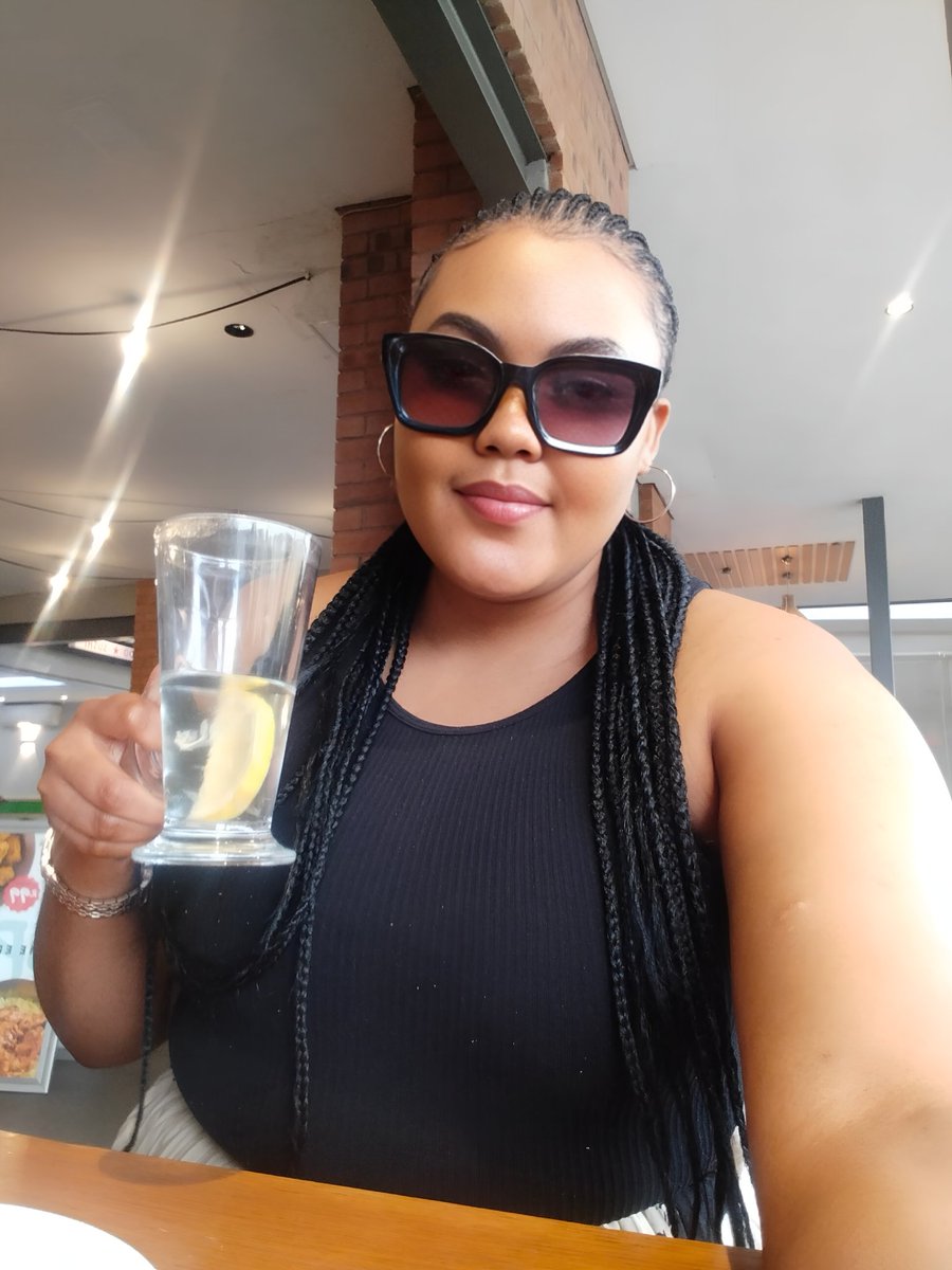 LesegoxSegapo tweet media
