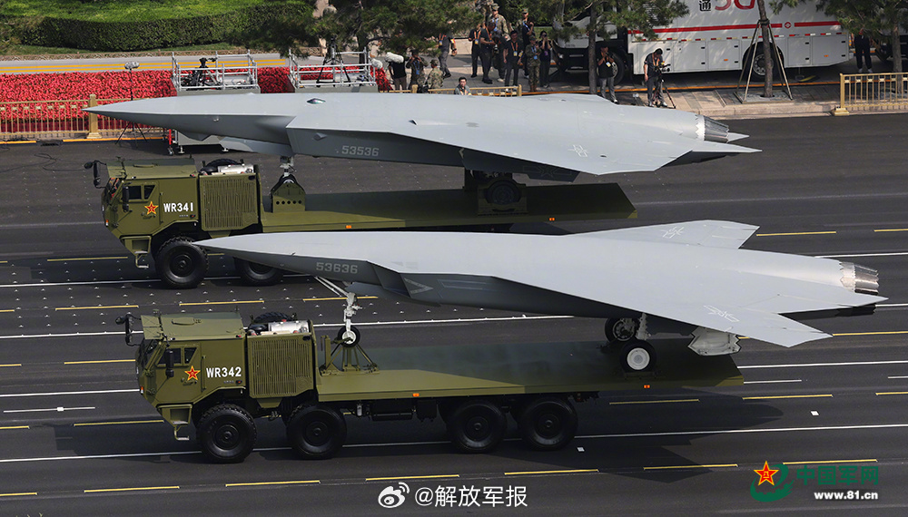 zhao_dashuai's tweet photo. China's air force entering the unmanned era before anyone else.

The 2 air superiority drones shown at the Victory Day parade:
🔷Are supersonic capable.
🔷has all-aspect, broadband stealth 6th gen stealth, with the exception of the engine nozzle which is at the standard of 5th gen stealth.
🔷Can carry 4 long range air to air missiles.
🔷Most crucially, they are AI enabled, capable of highly independent decision making, target acquisition and threat assessment.

You can claim to have all the best ace pilots, but against a swarm of AI enabled air superiority drones, you're just a target.

Wars in the future will be increasingly determined by the industrial base of a country. The side that can make more complex and capable unmanned platforms will be the ones winning the war.