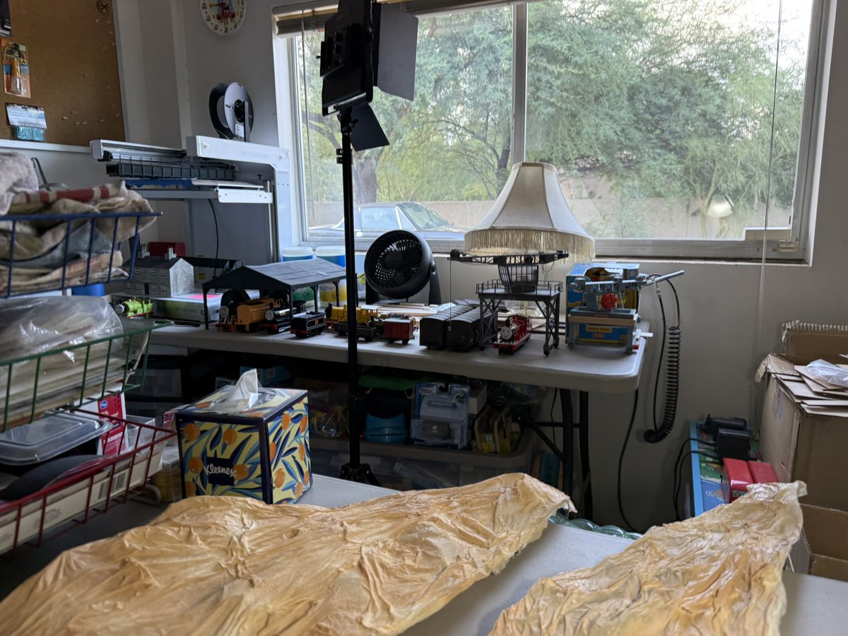 Alex - TheFamousEight tweet media